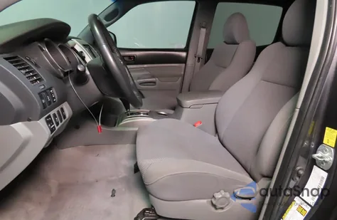 2010 Toyota Tacoma Double Cab Prerunner z USA, uszkodzony, nr VIN 3TMJU4GN7AM094460